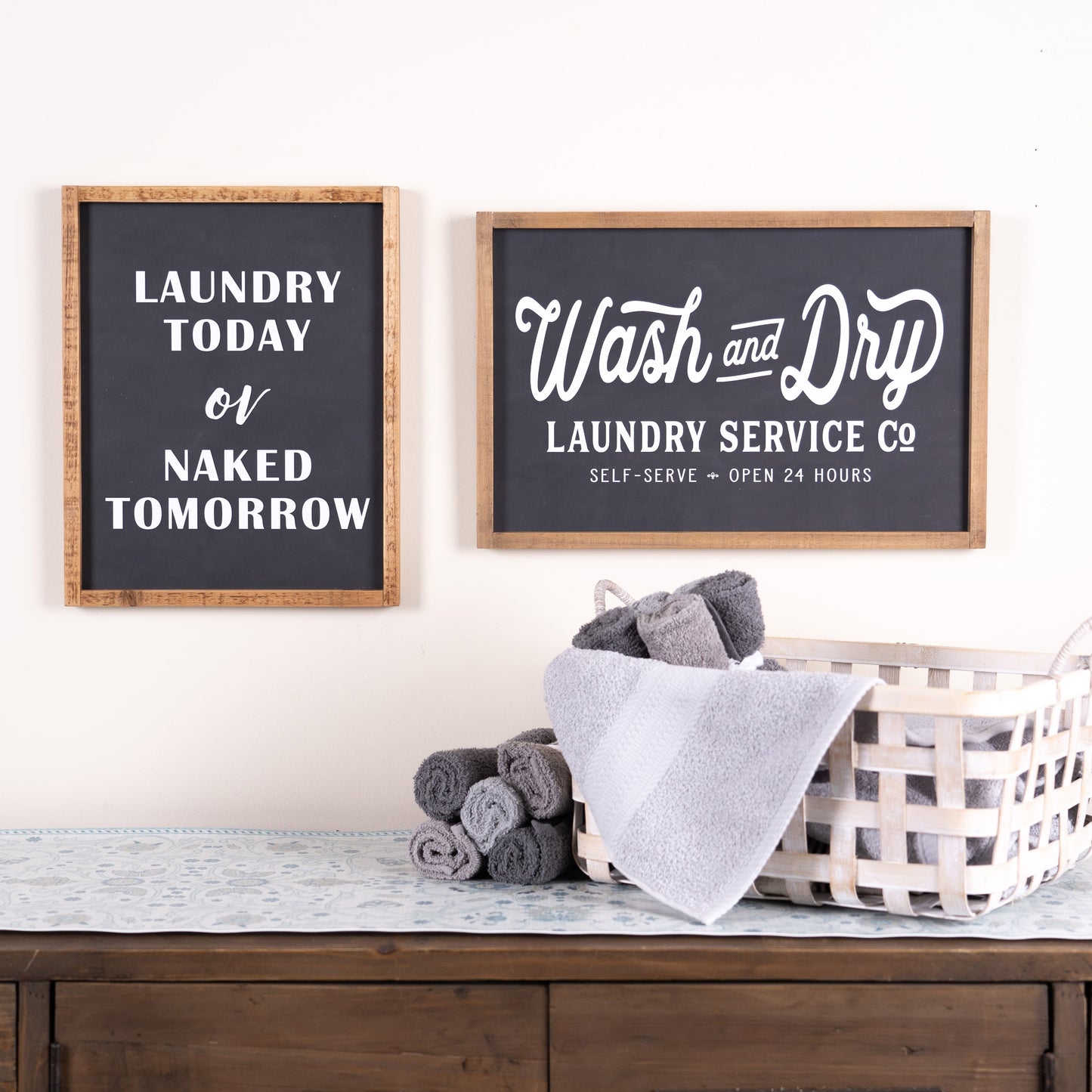 LAUNDRY SIGN
