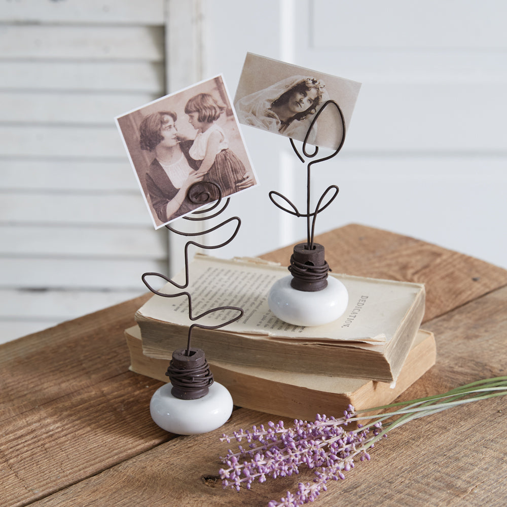 VINTAGE DOORKNOB WIRE PHOTO HOLDER SET