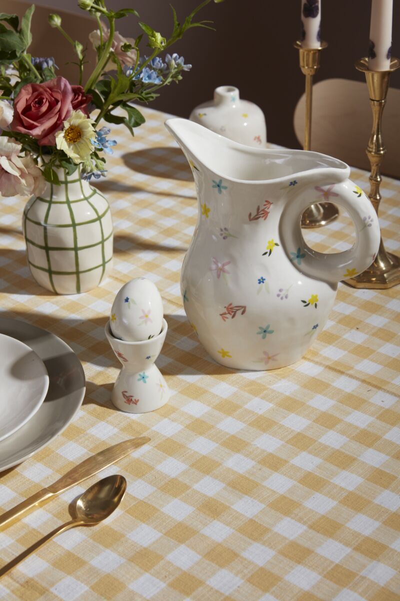 FLORAL PITCHER + 4 EGG CUPS