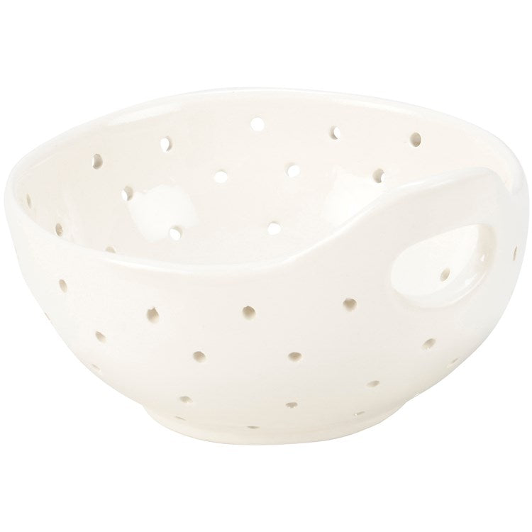 STONEWARE BERRY BOWL