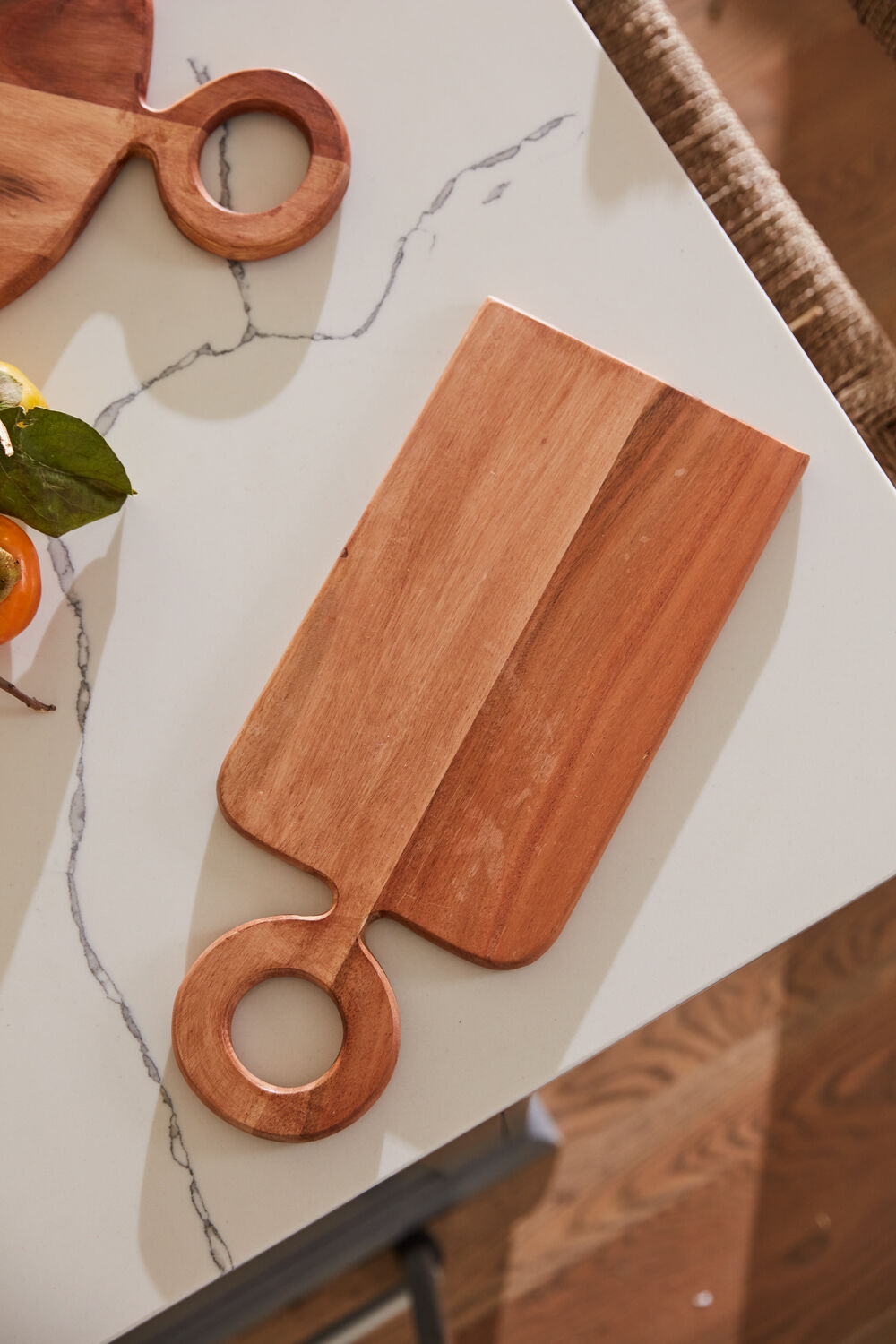 PADDLE CUTTING BOARD