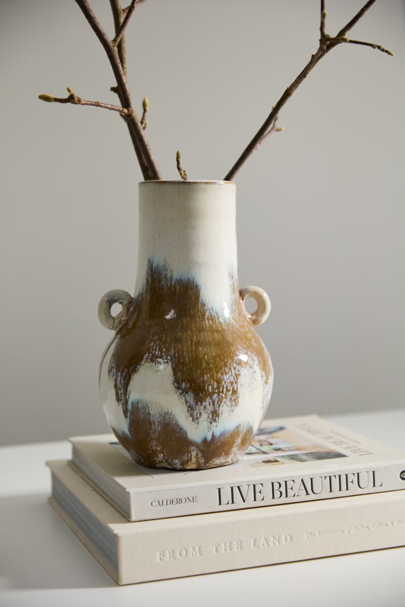 DISTRESSED VASE