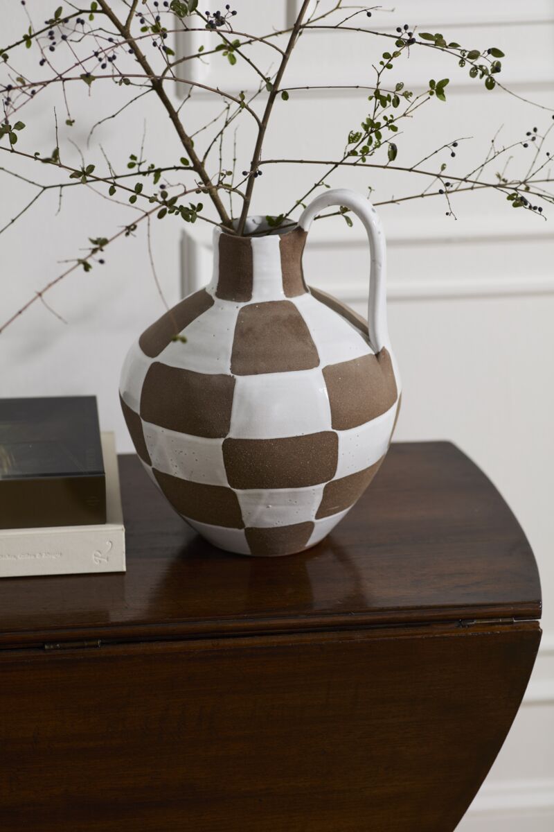CHECKERBOARD JUG