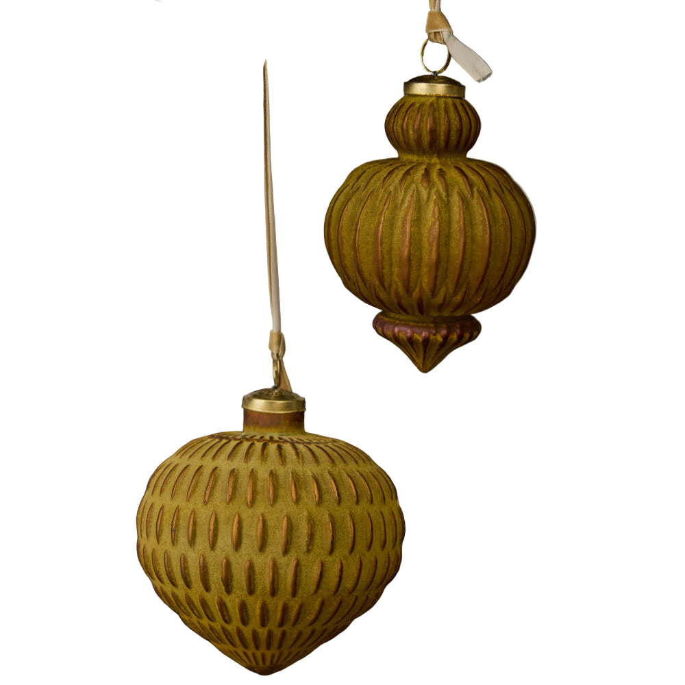 MID-CENTURY MODERN ORNAMENT SET (2)
